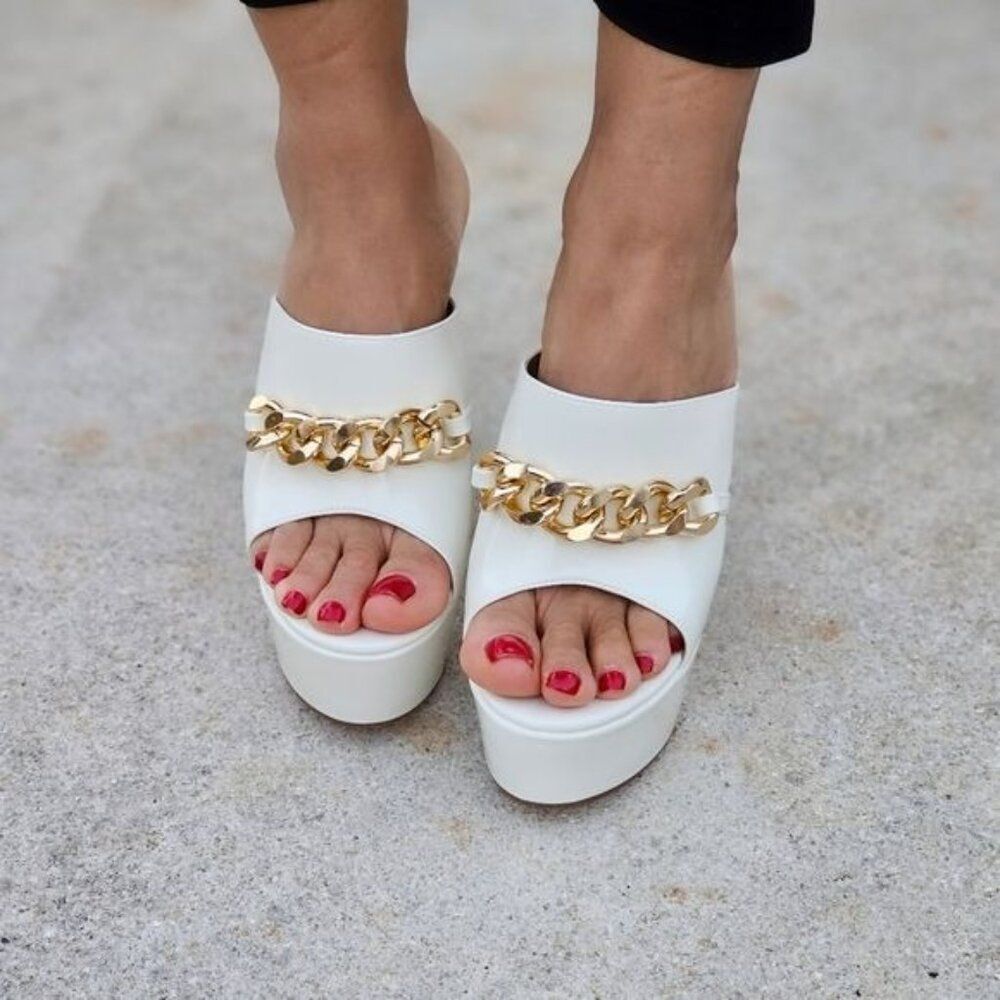 Women's White Patent Platform Mules Stiletto Heels Gold Chain Accent - Picture 4 of 6